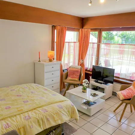 Valdor A 42 Sud By Interhome * 克莱恩 蒙塔纳