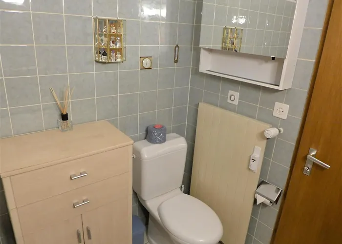 Valdor A 42 Sud By Interhome